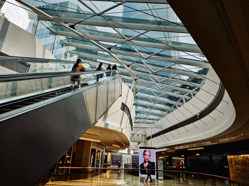 2025年智慧商城系统技术趋势与福建企业数字化转型路径分析正文配图 1
