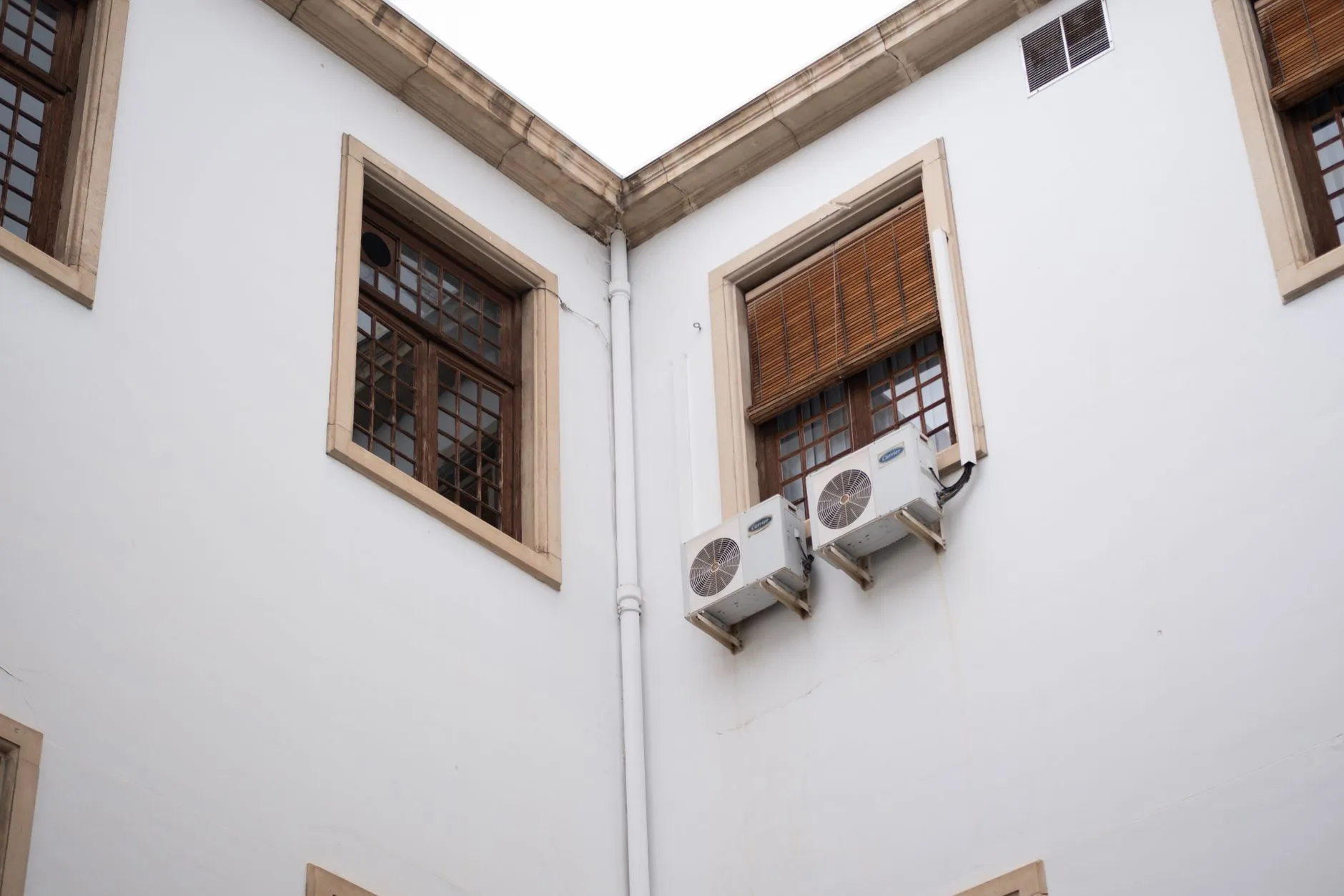 福建智能科技企业如何选择商城系统集成方案：易秒智能的实践路径