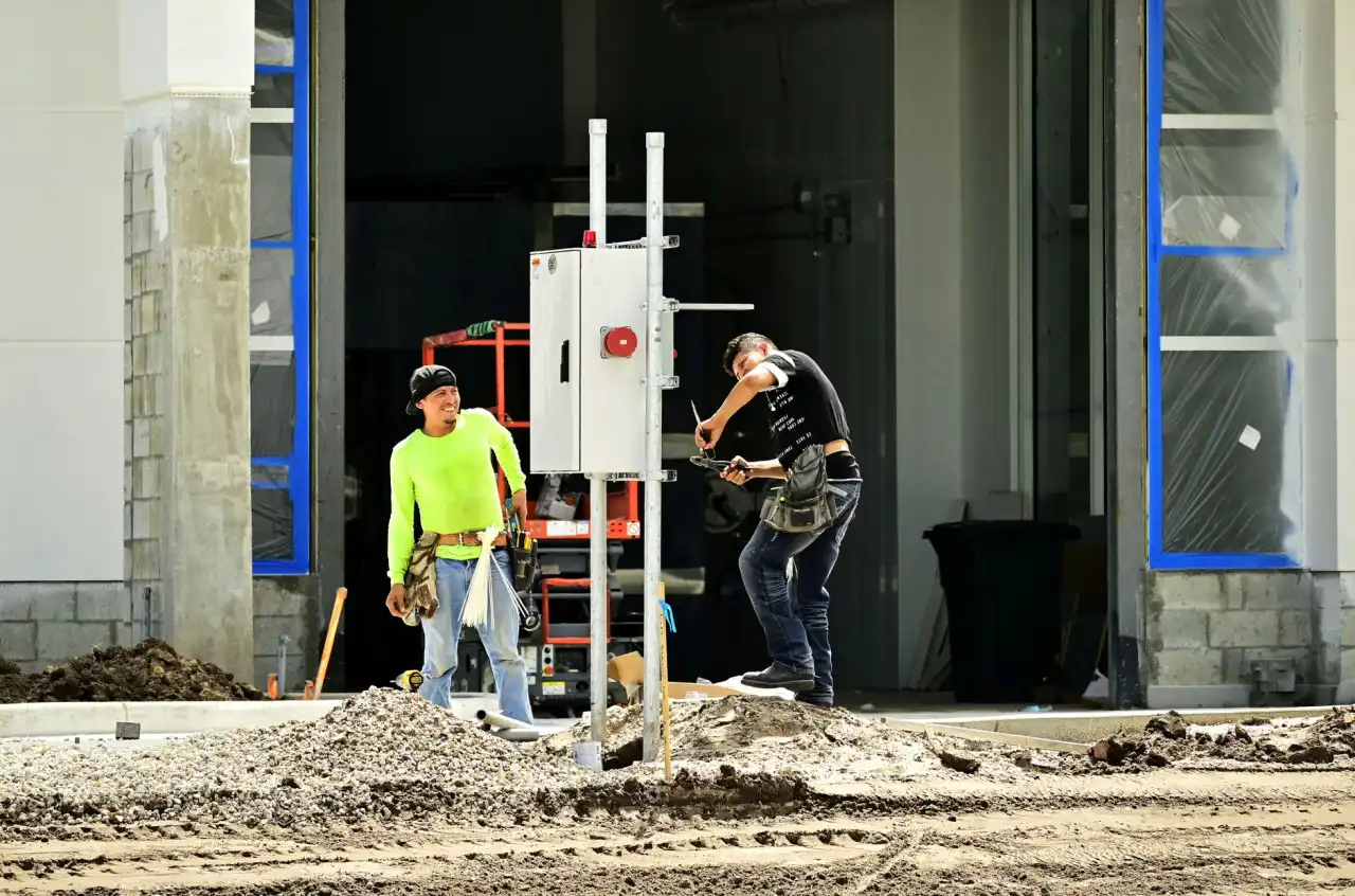 福建易秒智能商城系统与传统电商平台的技术架构差异分析