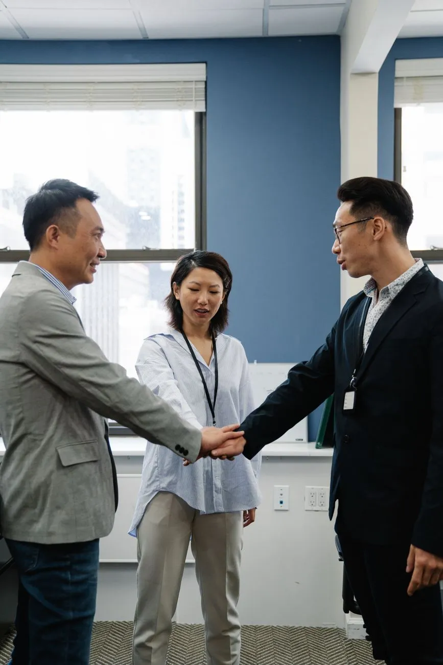 2025年智能科技发展趋势对电商零售行业的应用前景分析